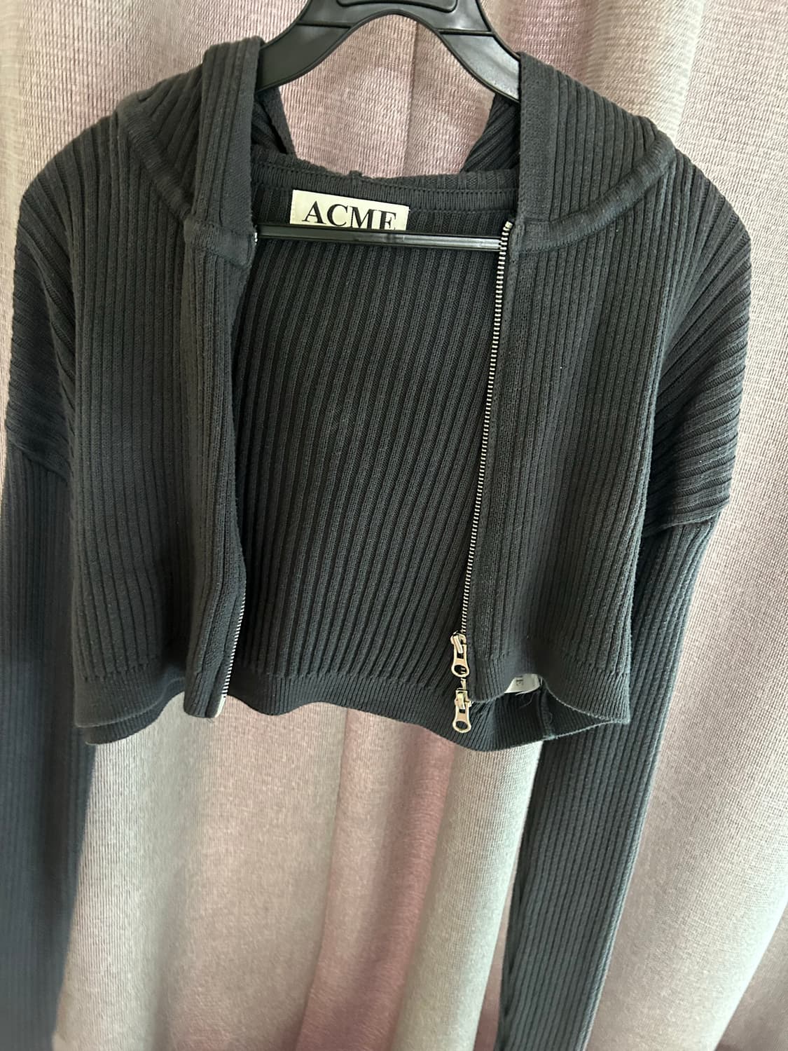 차콜 크롭 니트 후드집업 상품이미지1