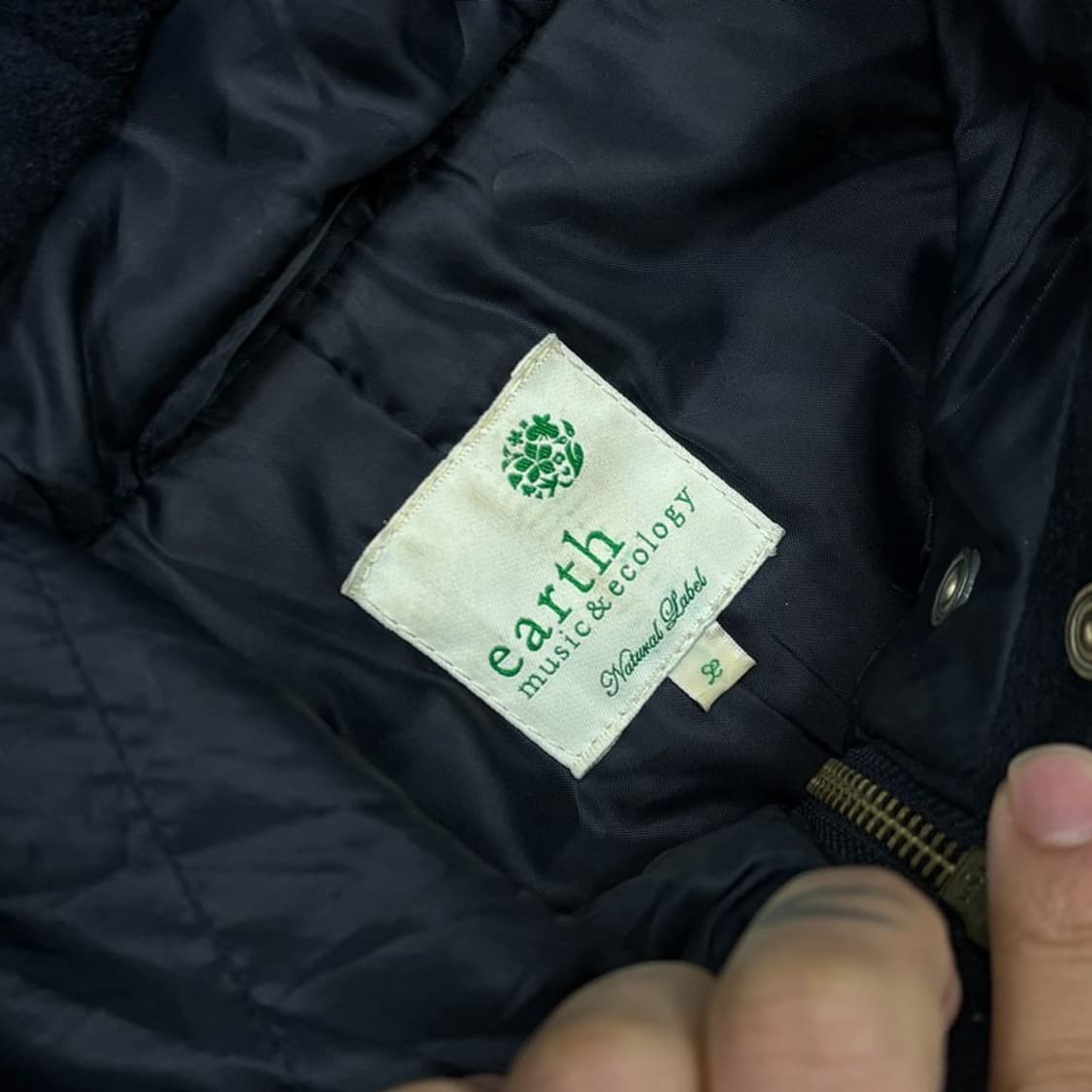 earth music&ecology 배색 패딩 후드코트v0433 상품이미지5