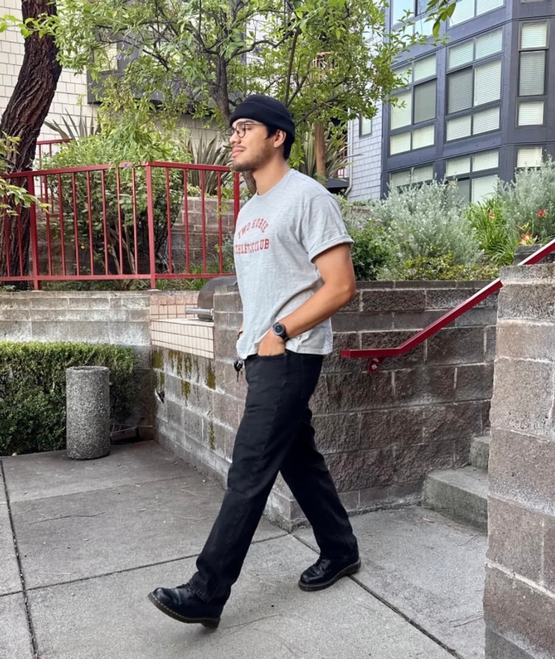 리바이스 반팔 티셔츠 그레이 GRAPHIC BOXY FIT T-SHIRT 상품이미지3