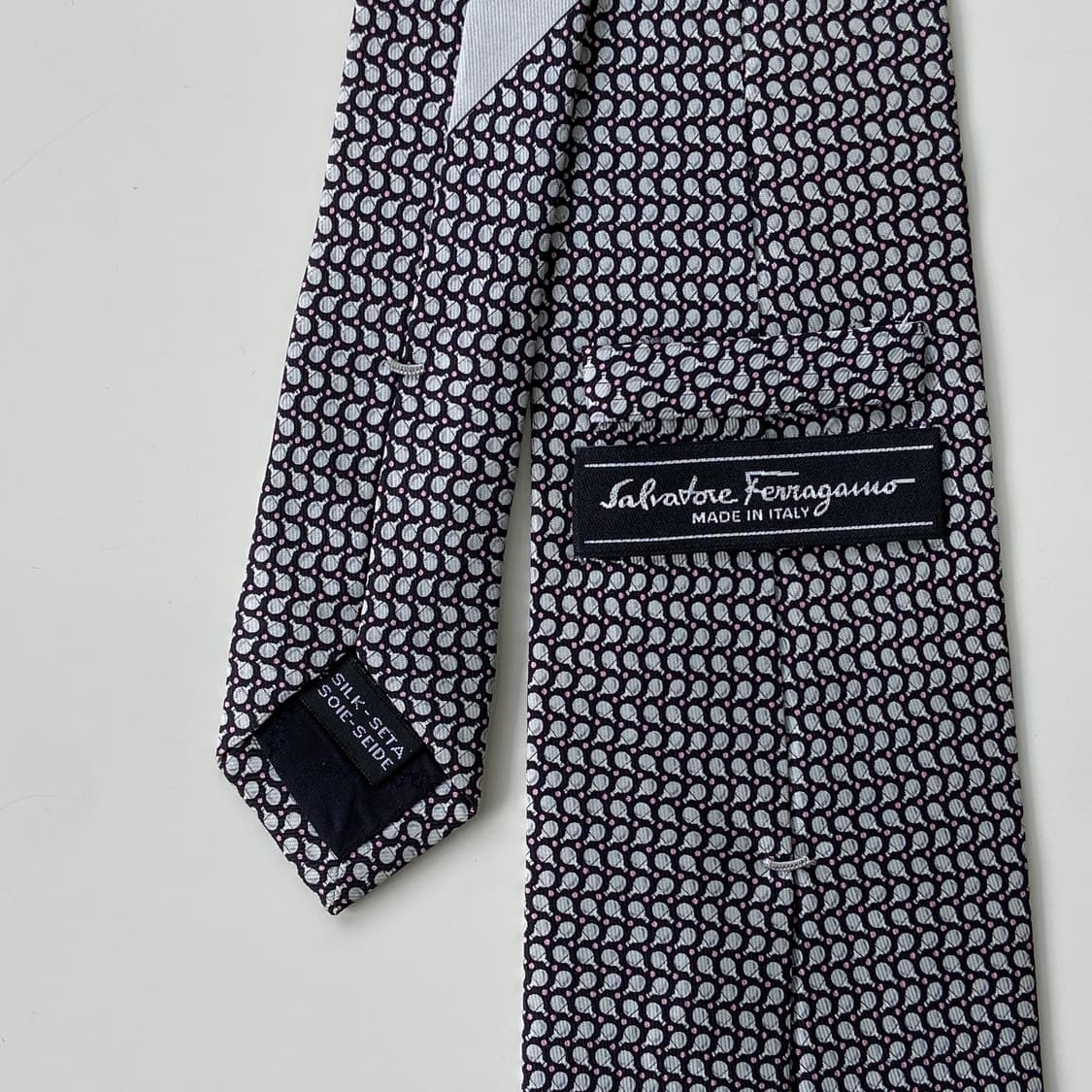 새상품급 페레가모(Ferragamo) 명품 정품 넥타이8.6cm 상품이미지5