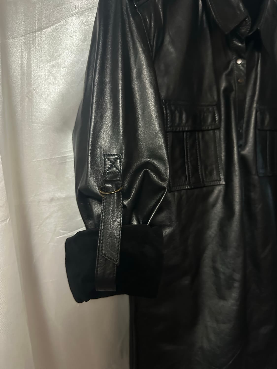 발망 SS10 핸드프린트 스터드 레더 셔츠 상품이미지4