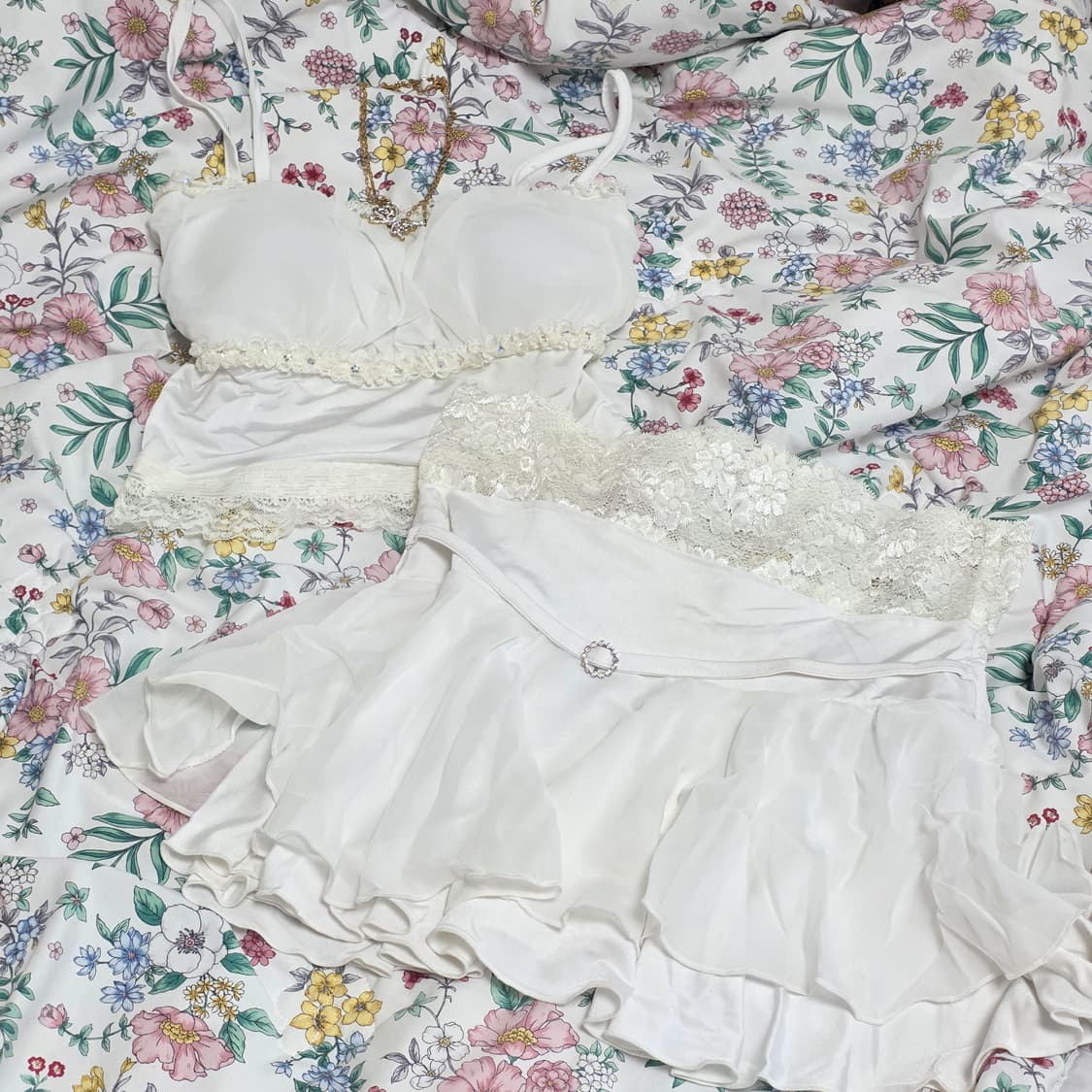 히메갸루st 화이트 빈티지 레이스 슬리브리스 셔링캉캉스커트 코디세트 상품이미지1