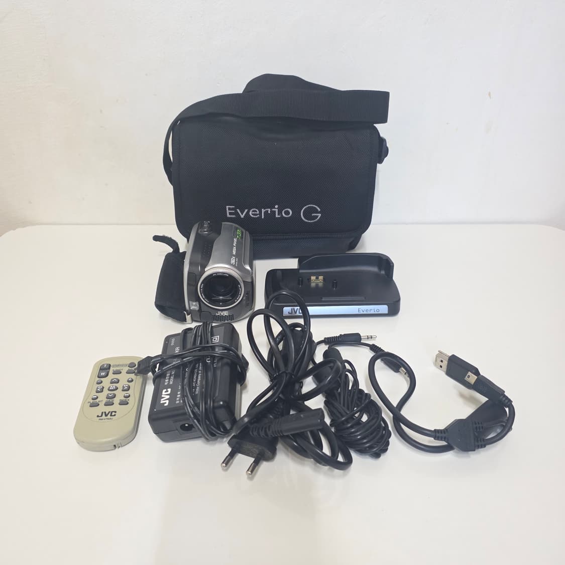 JVC Everio 하이브리드 캠코더 풀세트 (가방 포함) 상품이미지1