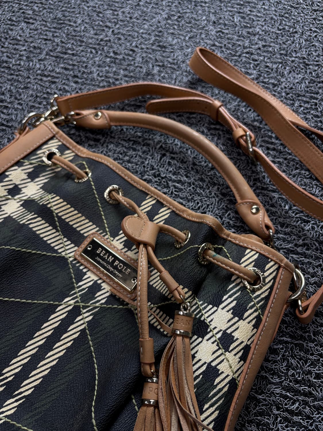 빈폴 타탄 체크 미니 레더 크로스백 1438 상품이미지2