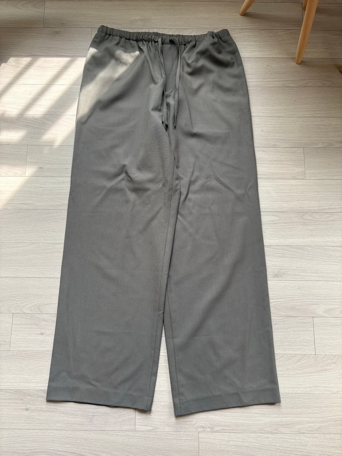 더로우 도나텔로 팬츠 상품이미지2