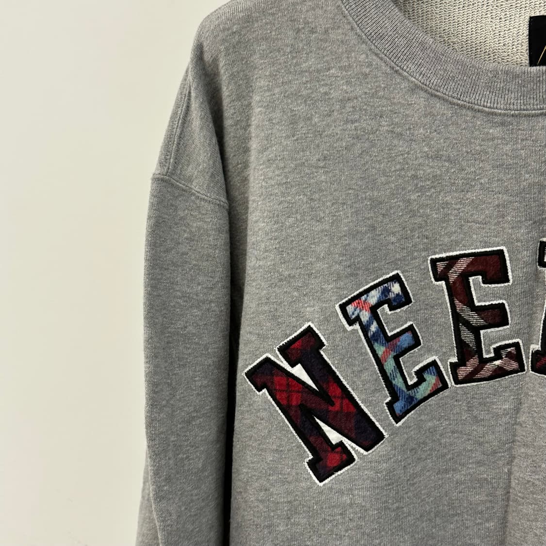 니들스 맨투맨 XL사이즈  상품이미지3