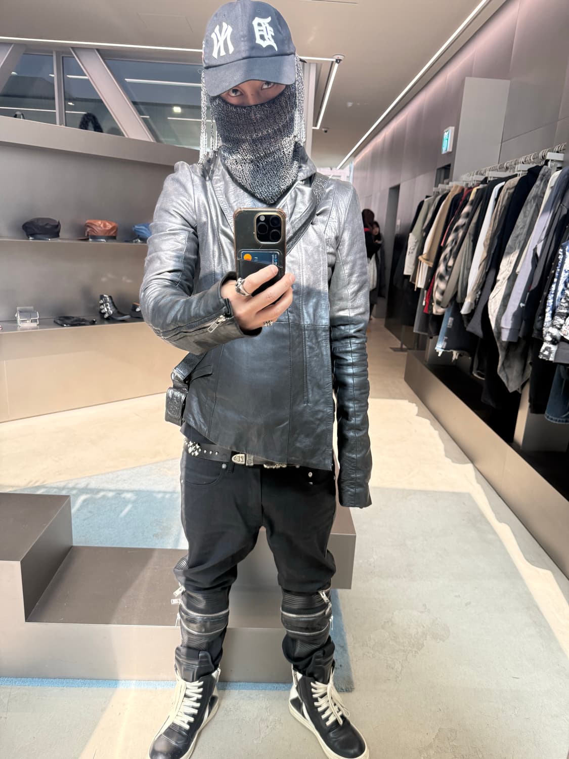 EKAM 시그니처 사선집업 변형하이넥 램스킨 레더 자켓 상품이미지1