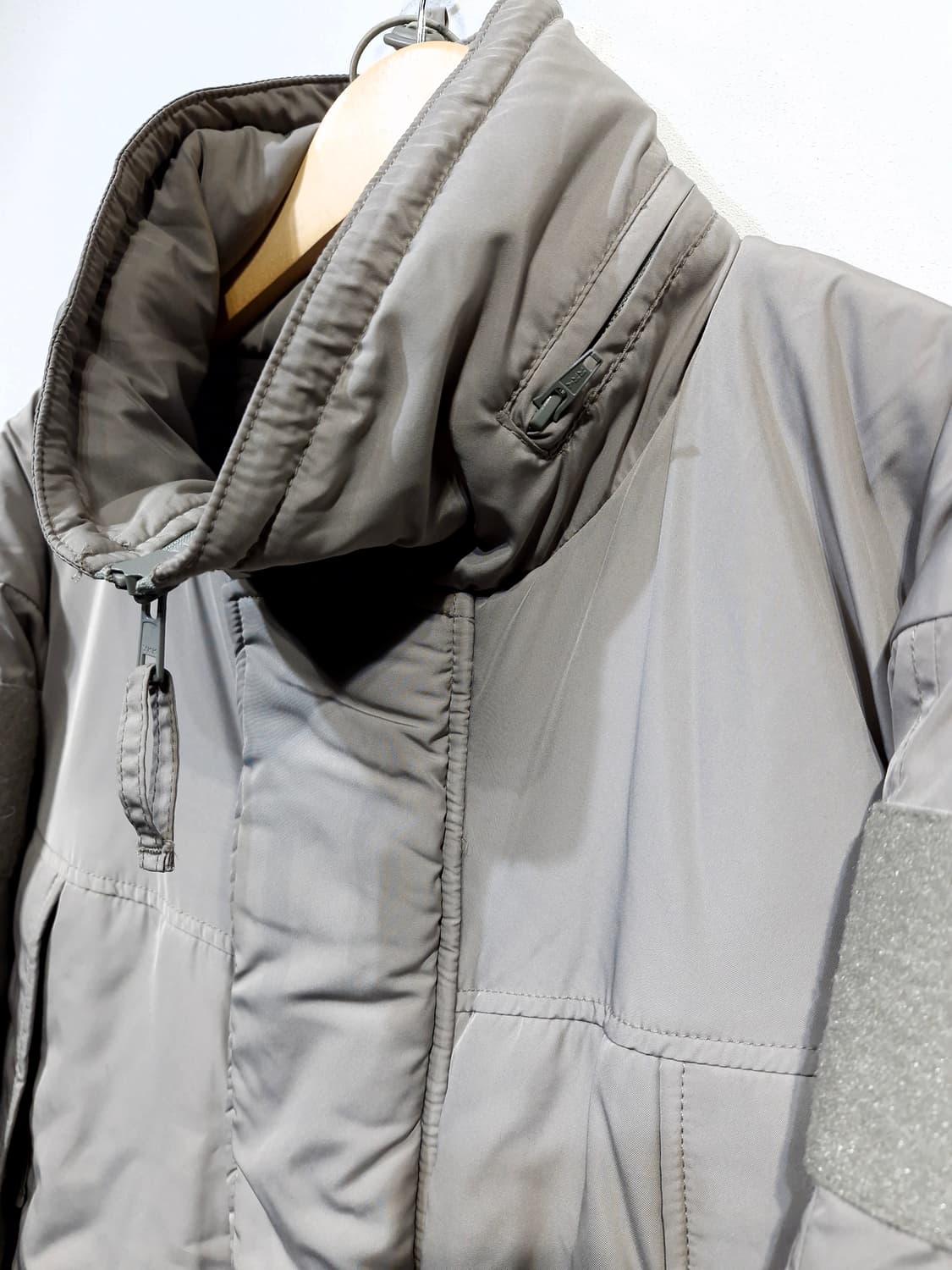 에스피오나지 PCU Level 7 몬스터파카 올리브그레이 상품이미지5