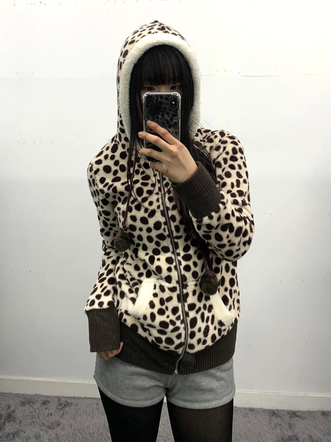 갸루 애니멀 패턴 폼폼이 수면 후드집업 상품이미지2