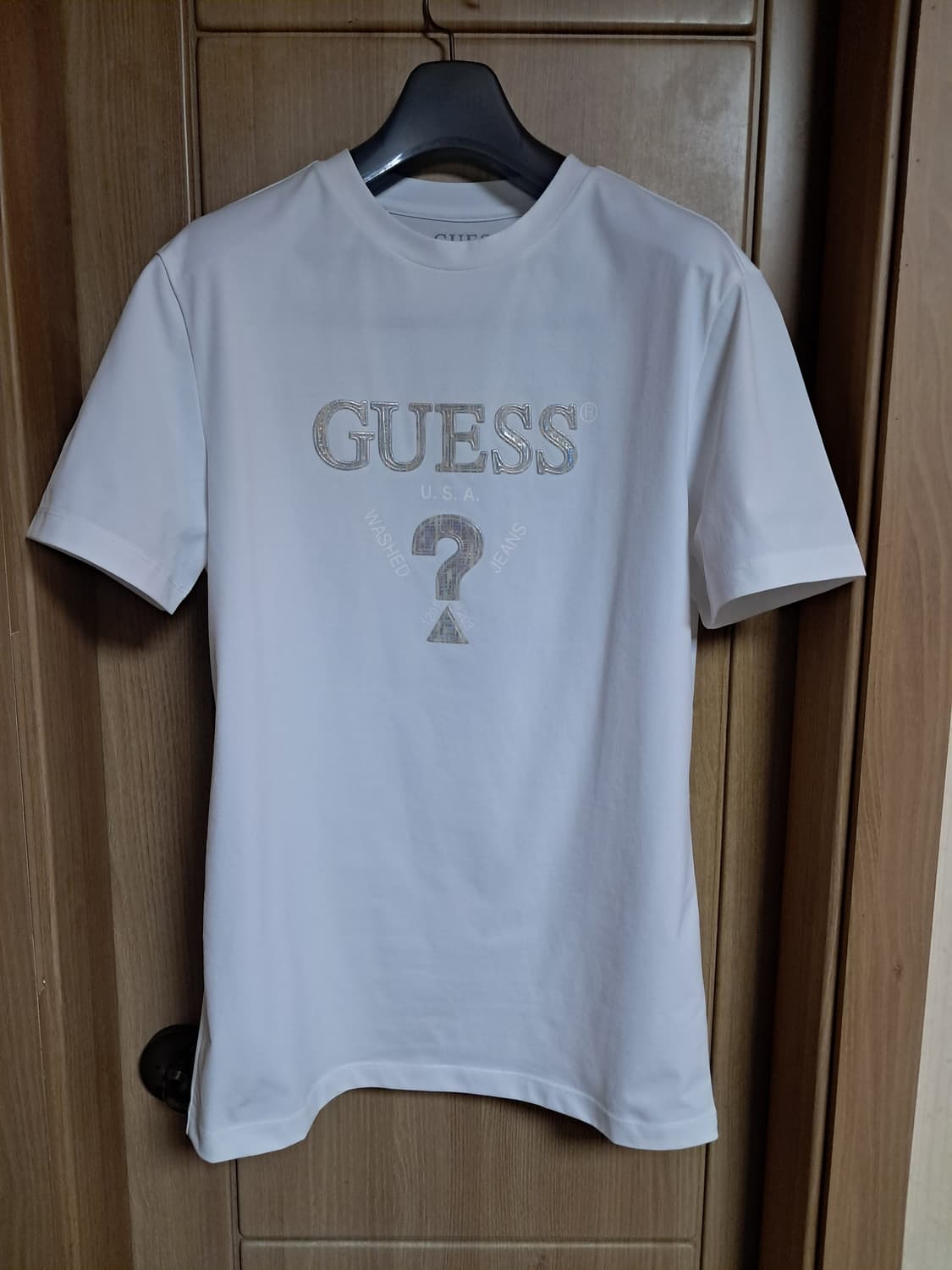 게스 반팔티 남성100  상품이미지1