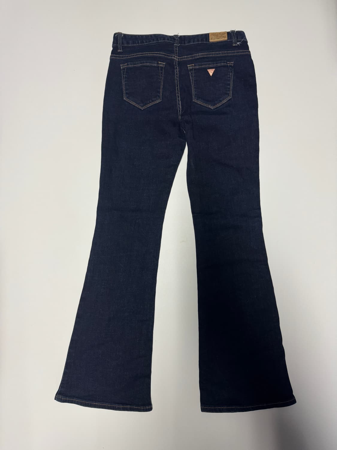 여성 Guess 게스 진청 생지 부츠컷 버튼 데님팬츠 29.1인치 상품이미지2