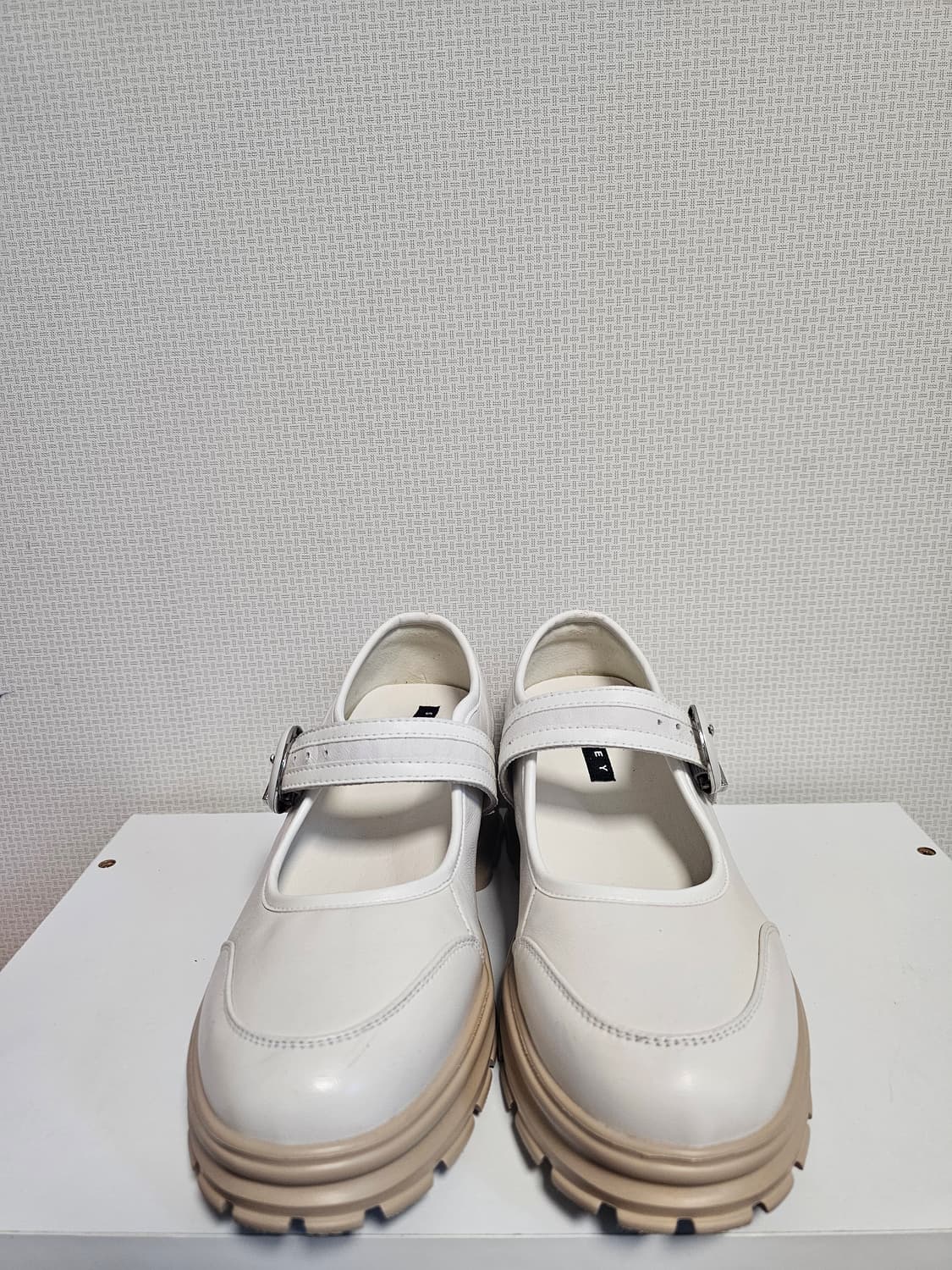 시슬리 천연 양가죽 메리제인 슈즈 240 상품이미지3
