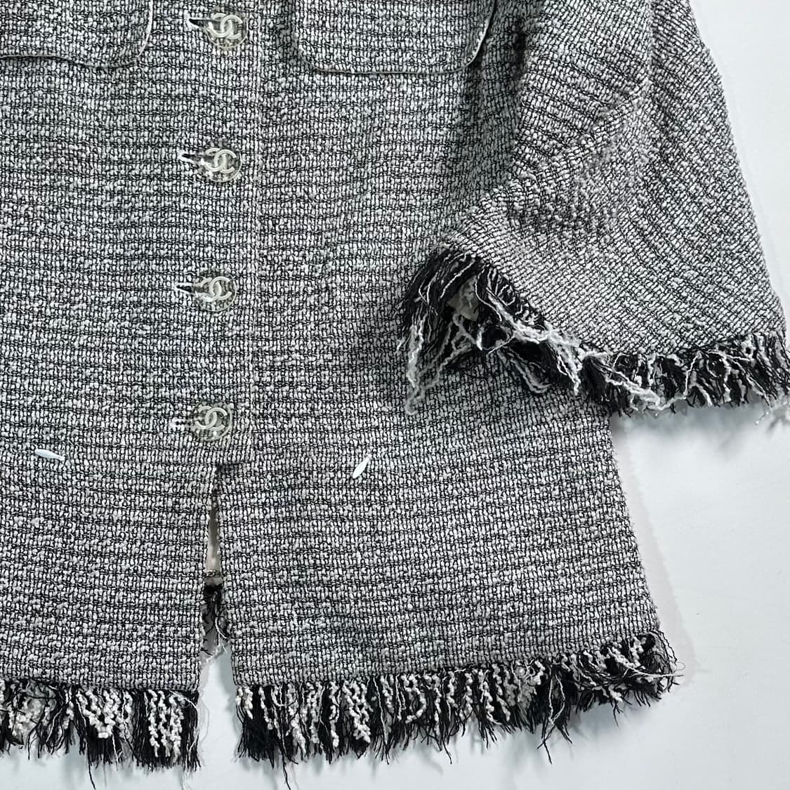 샤넬 테슬 트위드 자켓  상품이미지4