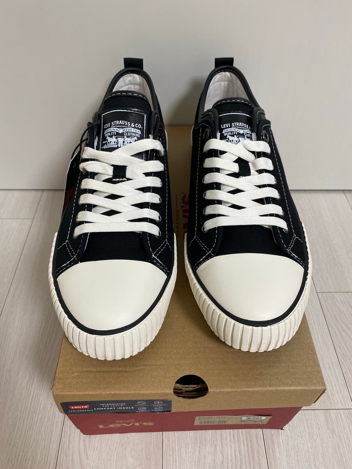 Levi's 521 CRT LO CT CVS BLACK 상품이미지3