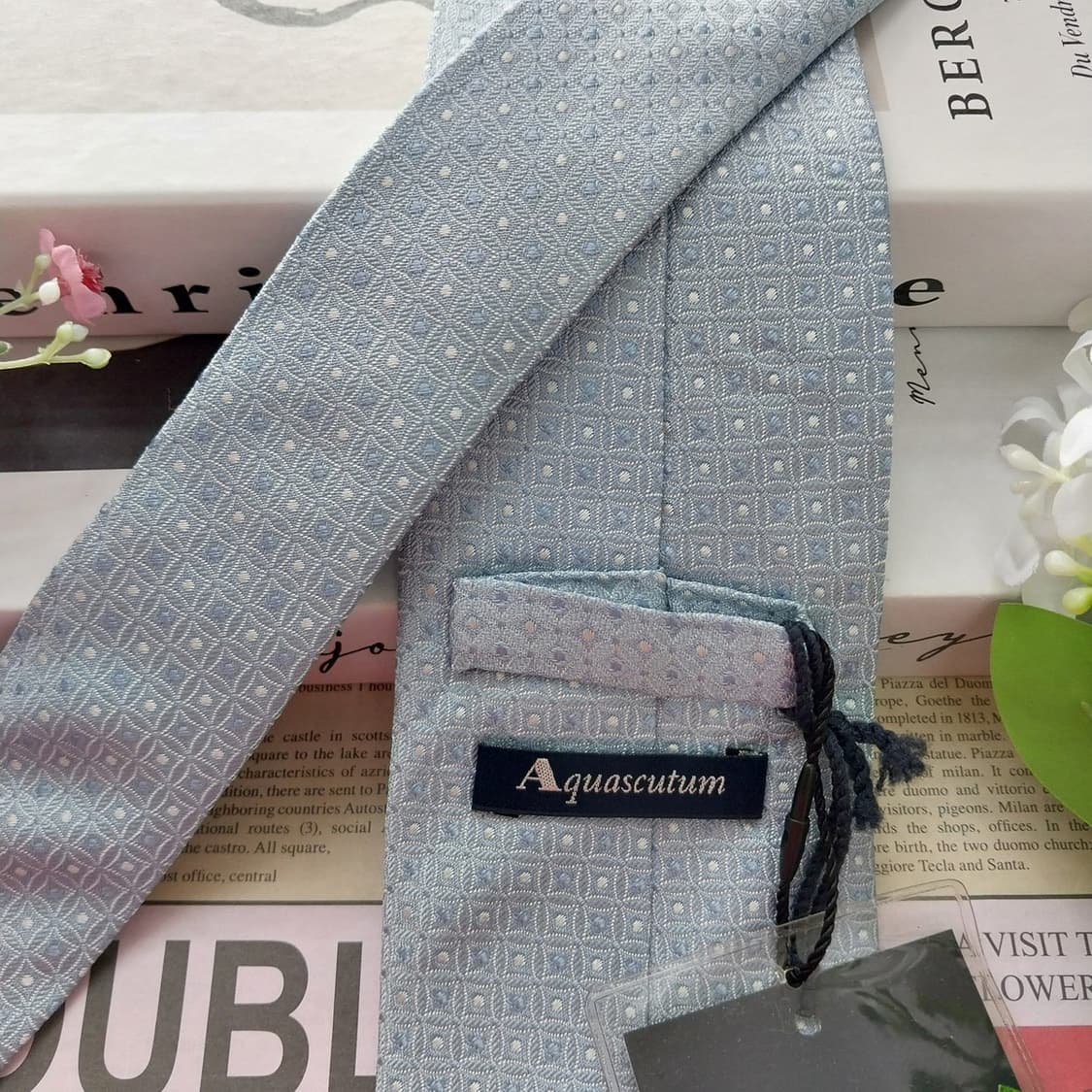 아쿠아스큐텀 넥타이  하늘색 8.7CM 새제품 K2125
 상품이미지6