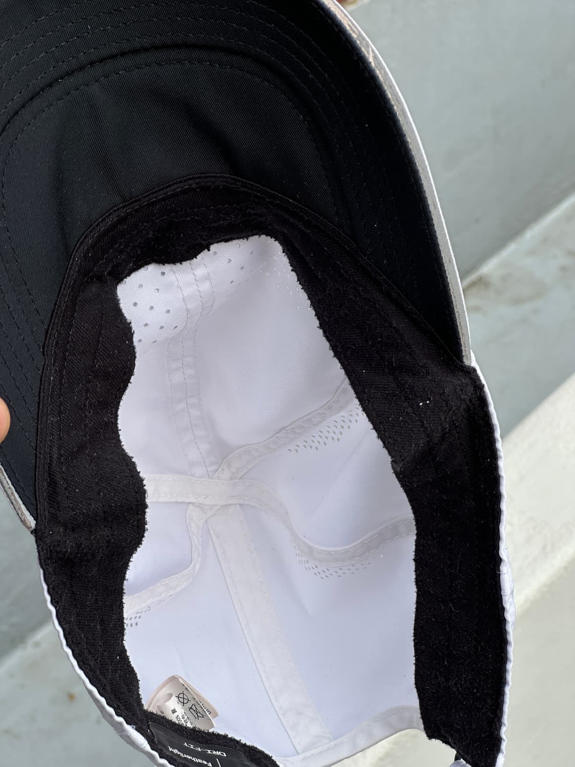 [F] 나이키 로고 화이트 러닝 볼캡 모자 상품이미지5