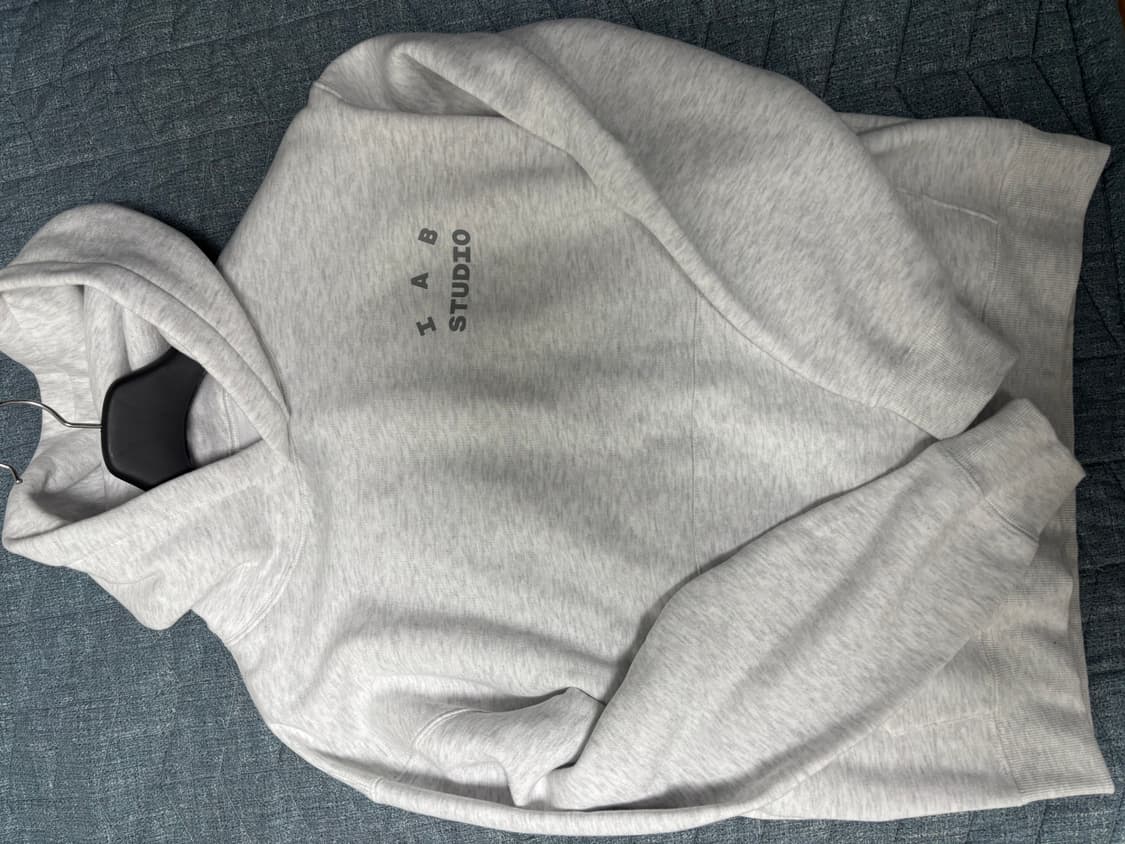 IAB STUDIO 후드티 상품이미지1