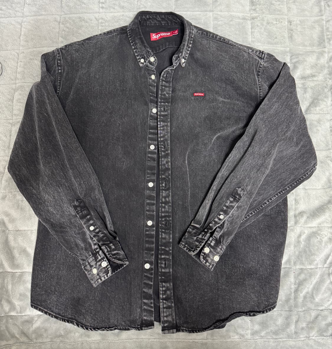 슈프림 스몰 박스 셔츠 워시드 블랙 - 24SS 상품이미지1