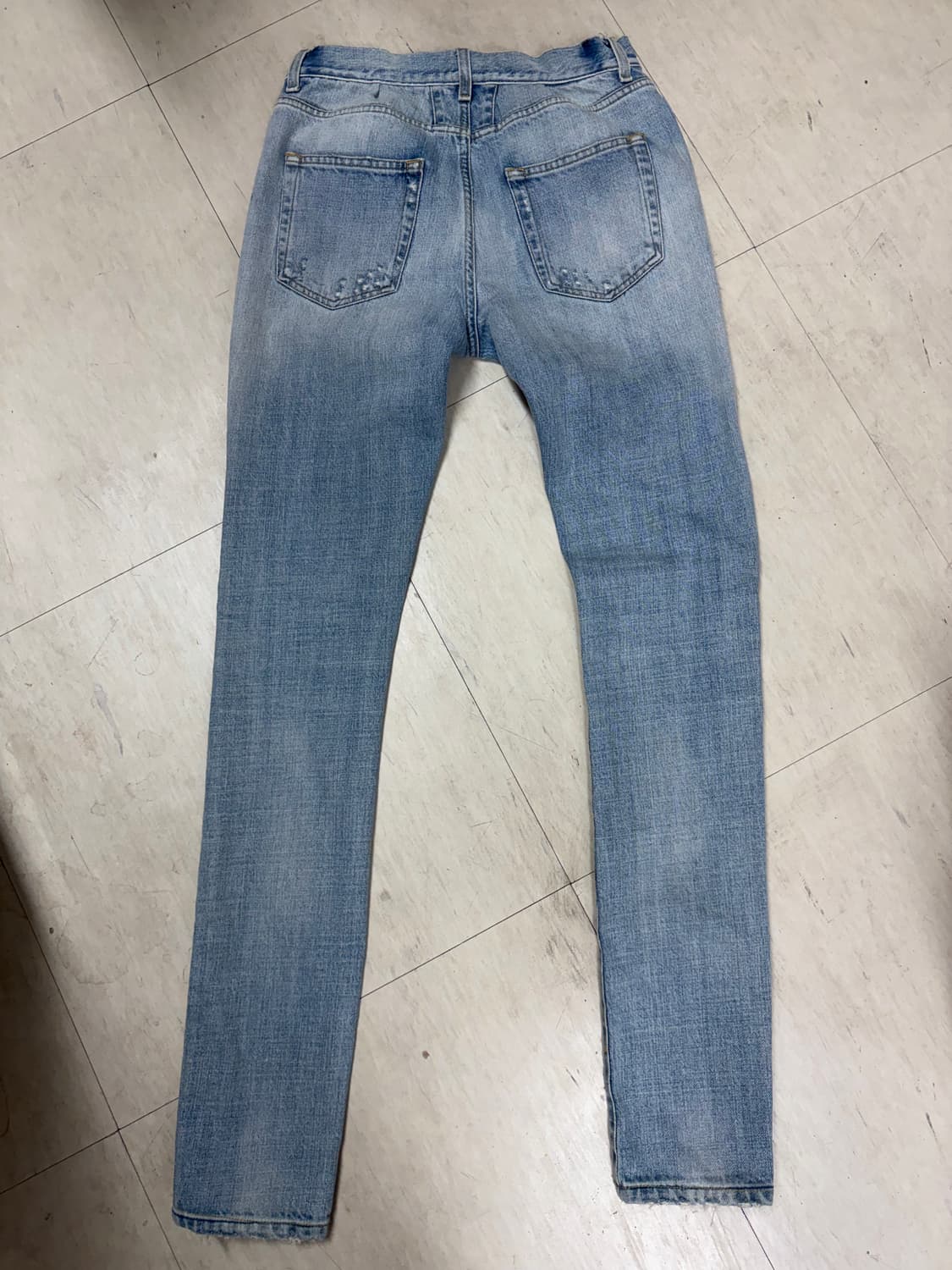 생로랑 연청 데미지 데님 30사이즈 상품이미지2