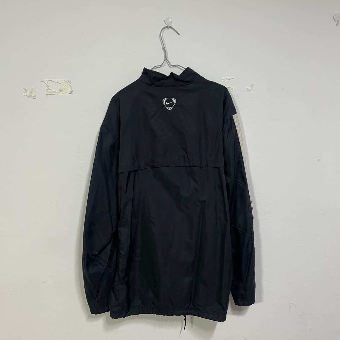 나이키 블랙 바람막이 자켓 상품이미지2
