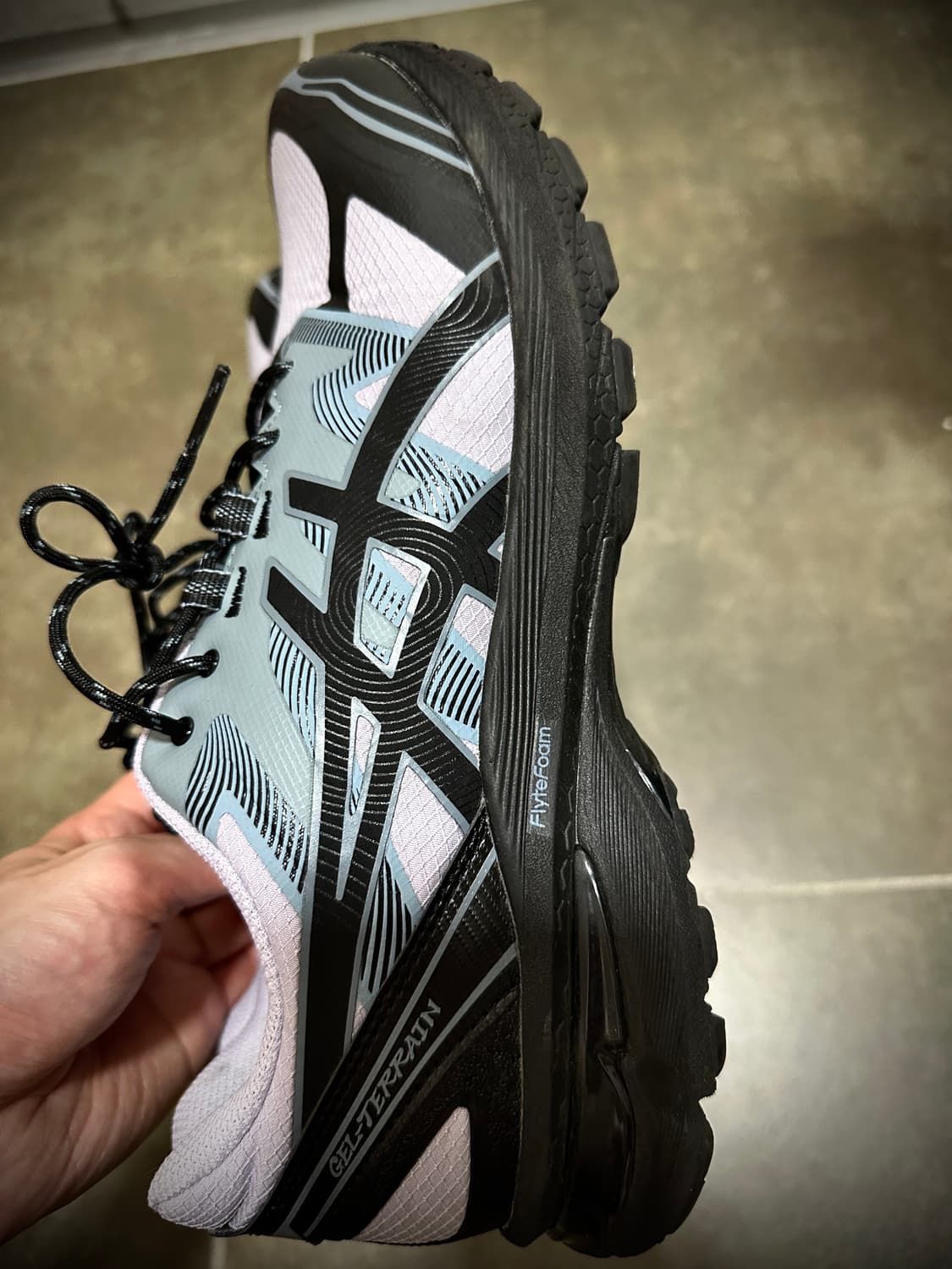 아식스 젤터레인 페이디드 애쉬 락 블랙 265 상품이미지2