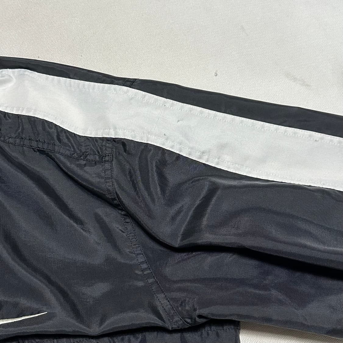 2XL 나이키 00s 사이드라인 스우시 바람막이 상품이미지6