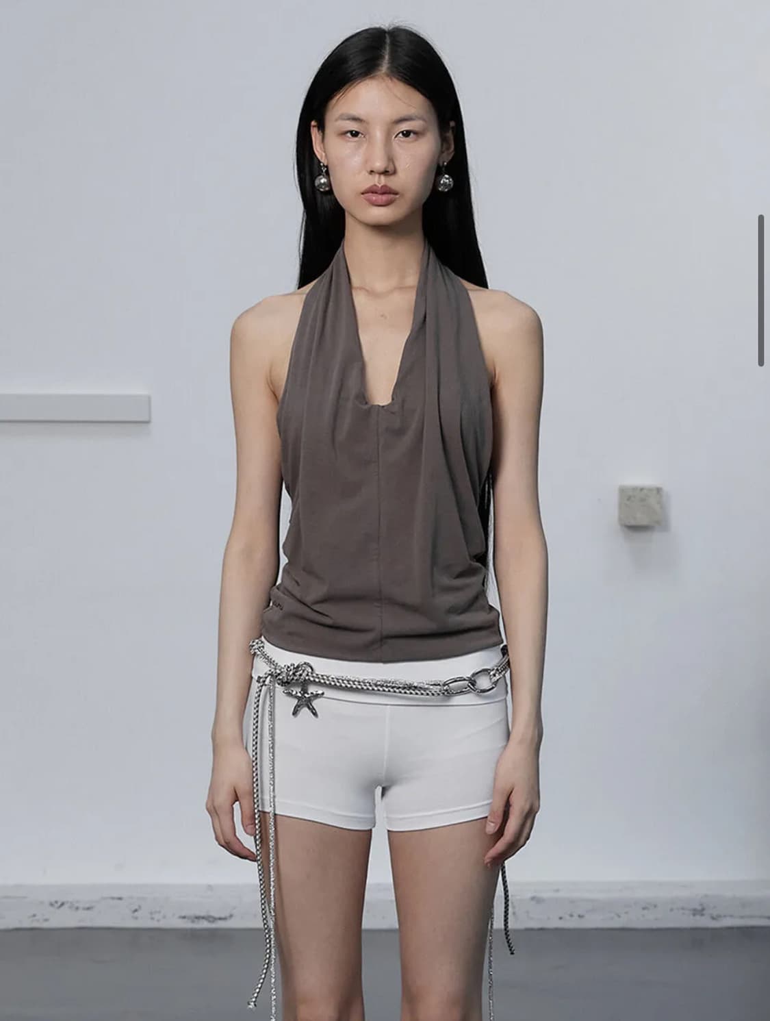 DRAPE HALTER NECK SLEEVELESS / BROWN 상품이미지2