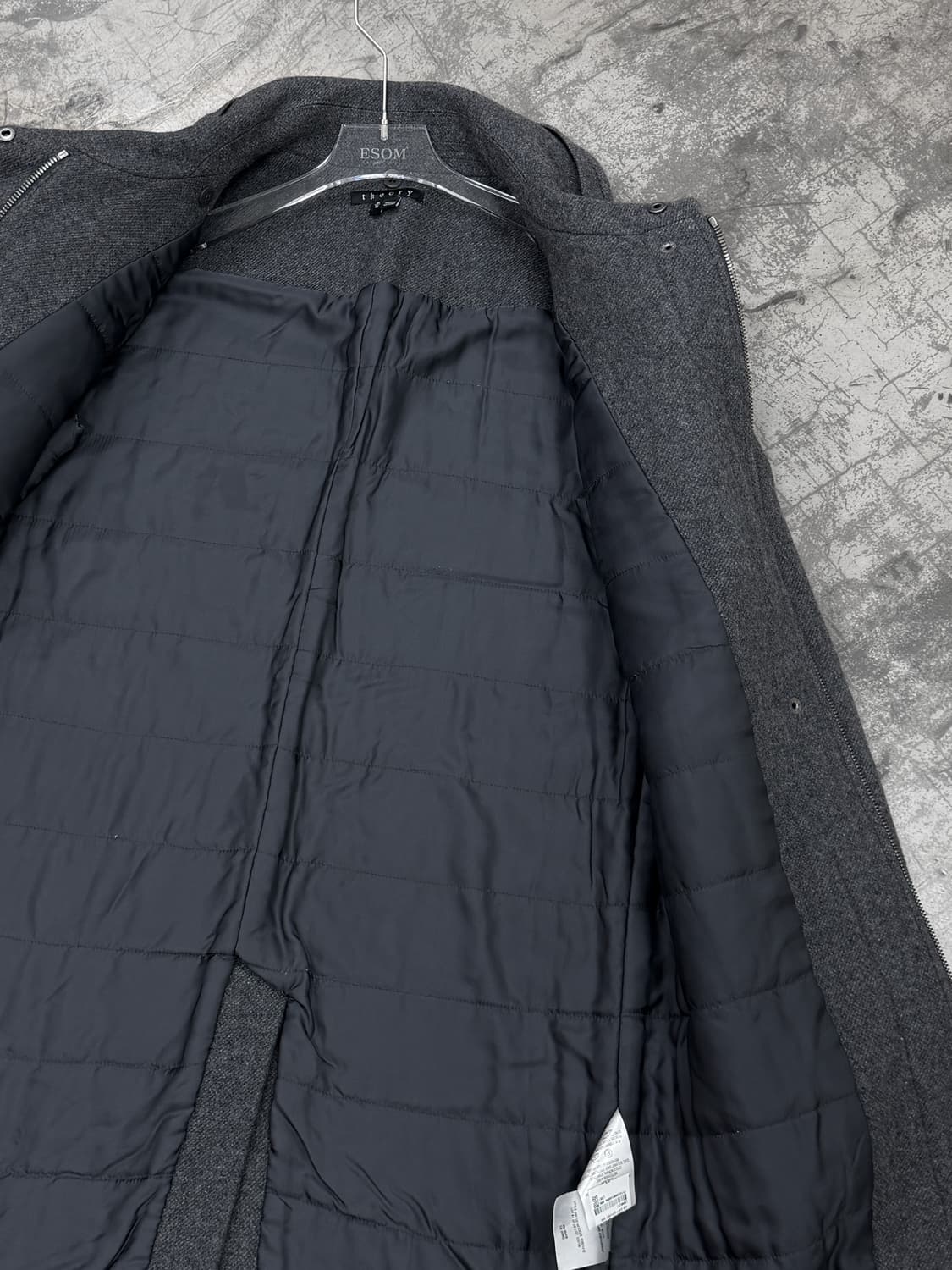 띠어리 유틸리티 하이넥 퀼팅 라이너 울 코트 상품이미지6