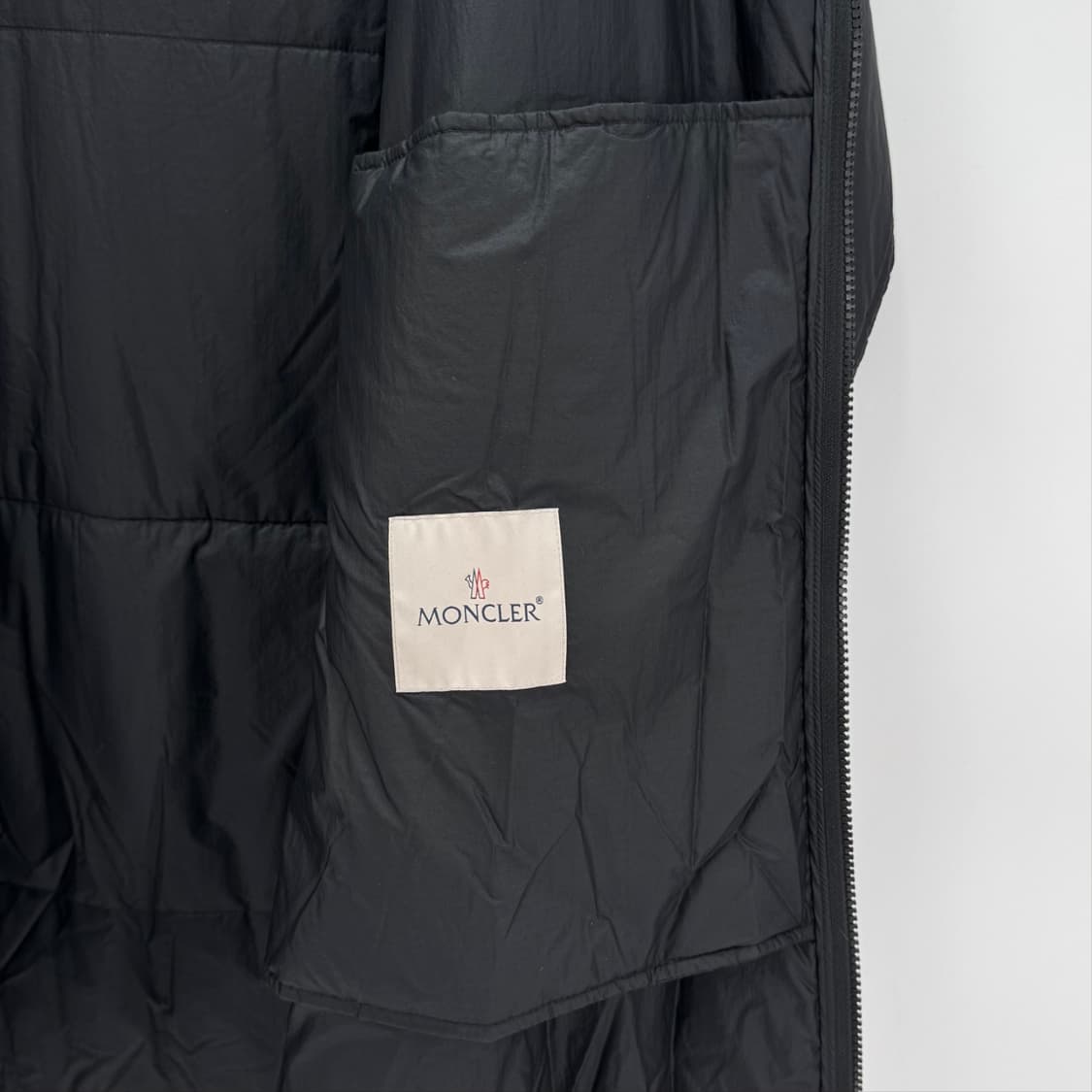 [3사이즈] 몽클레어 지니어스 프라그먼트 롱 패딩 블랙 상품이미지8