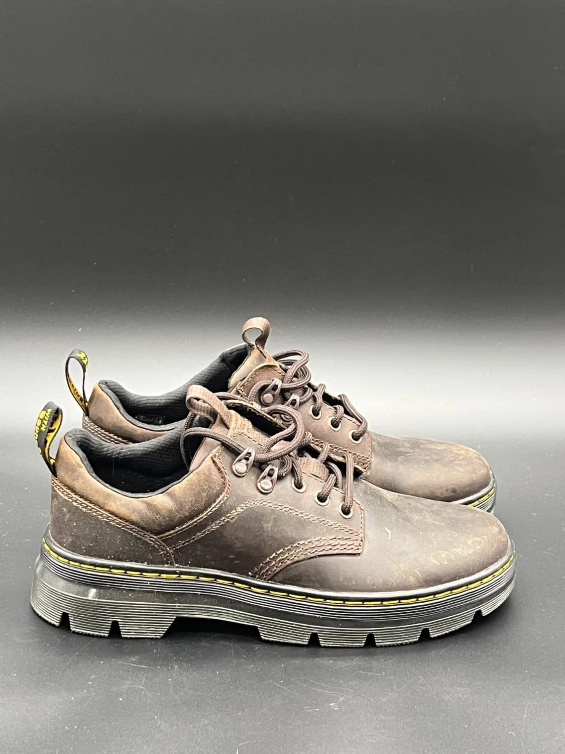 닥터마틴 리더 크레이지 호스 레더 유틸리티 슈즈 다크 브라운 상품이미지2