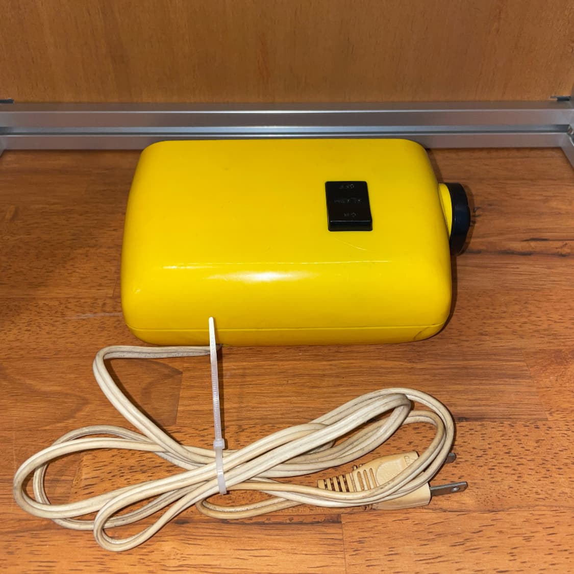 Hitachi AW-203 Vintage Flip Alarm Clock 상품이미지3