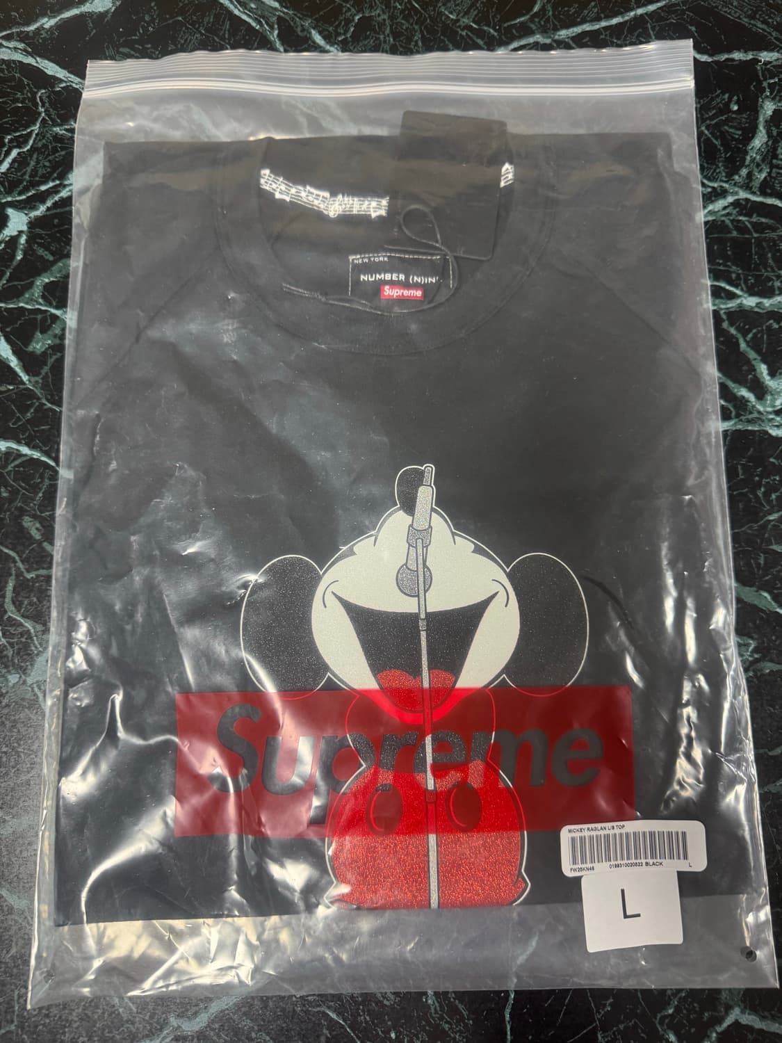 슈프림 넘버나인 미키마우스 롱슬리브 판매합니다  상품이미지1