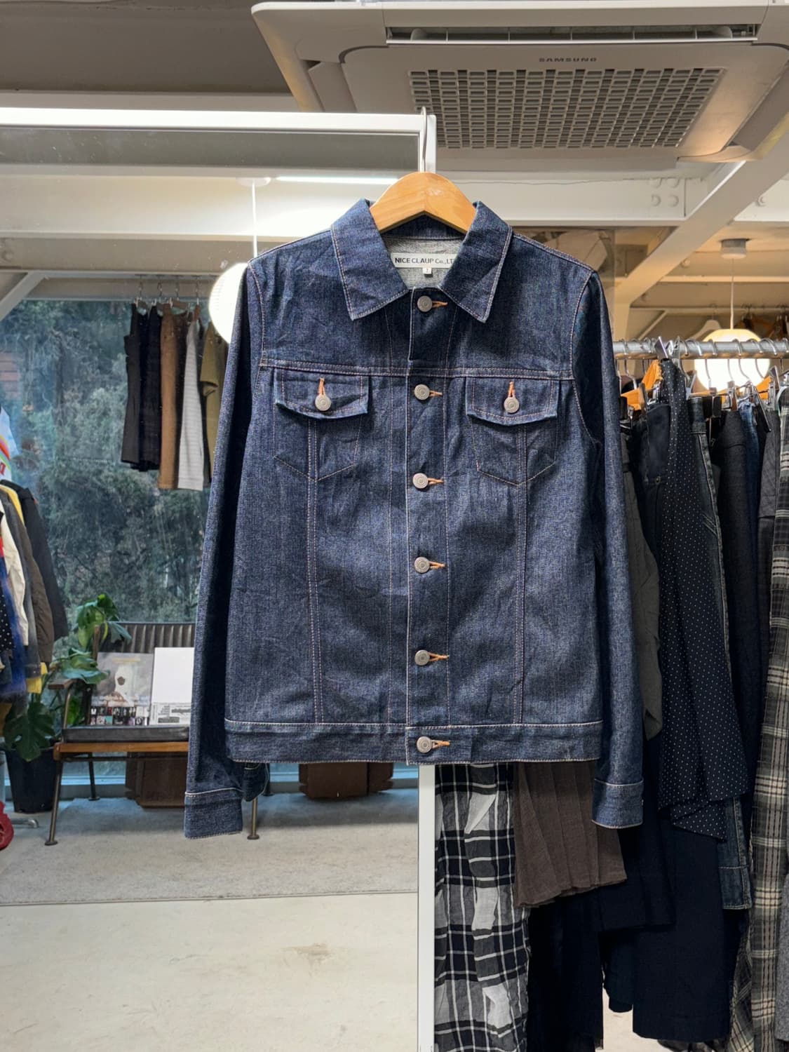 Nice claup 리지드 데님 자켓 상품이미지1
