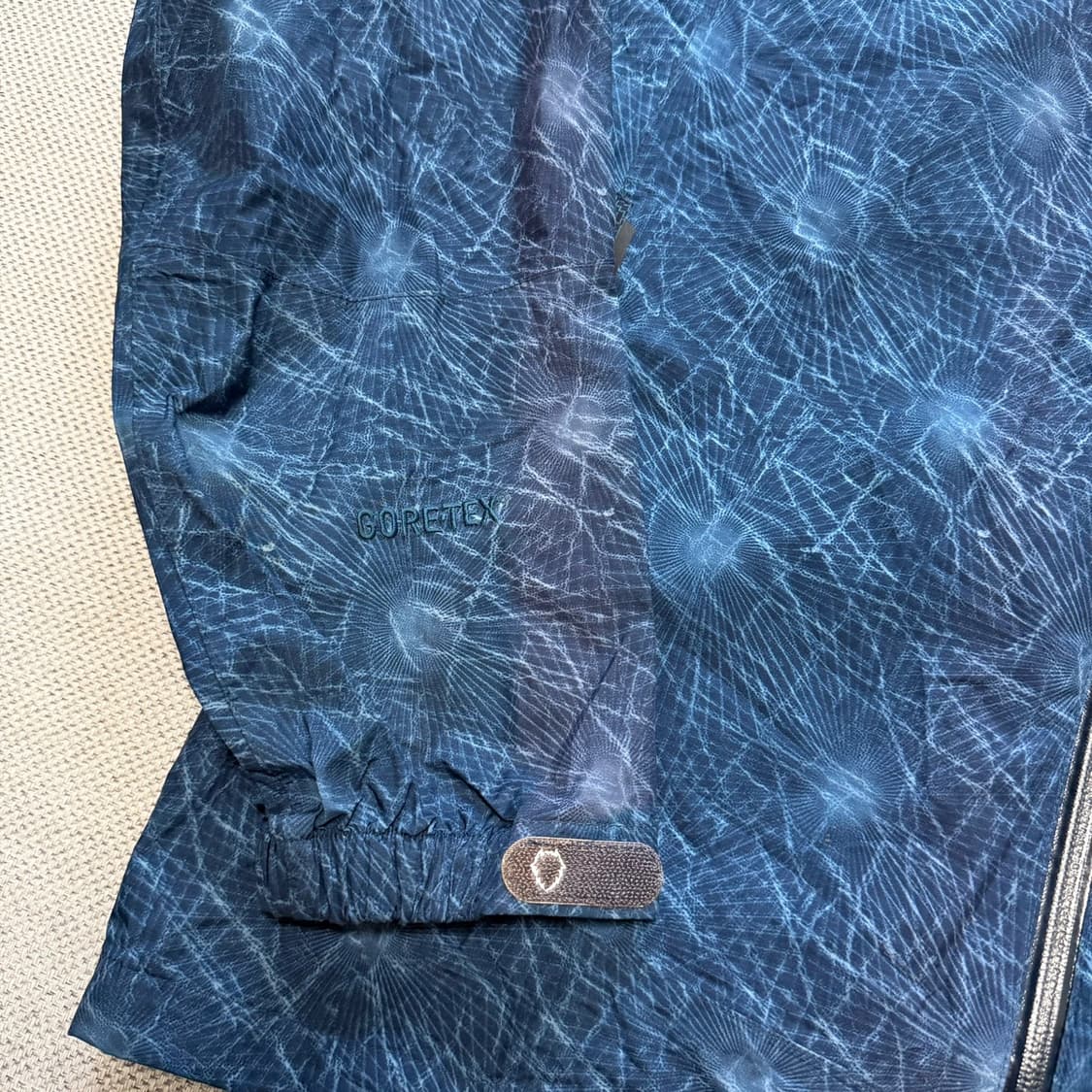 블랙야크 40주년 고어텍스 바람막이 자켓 상품이미지2