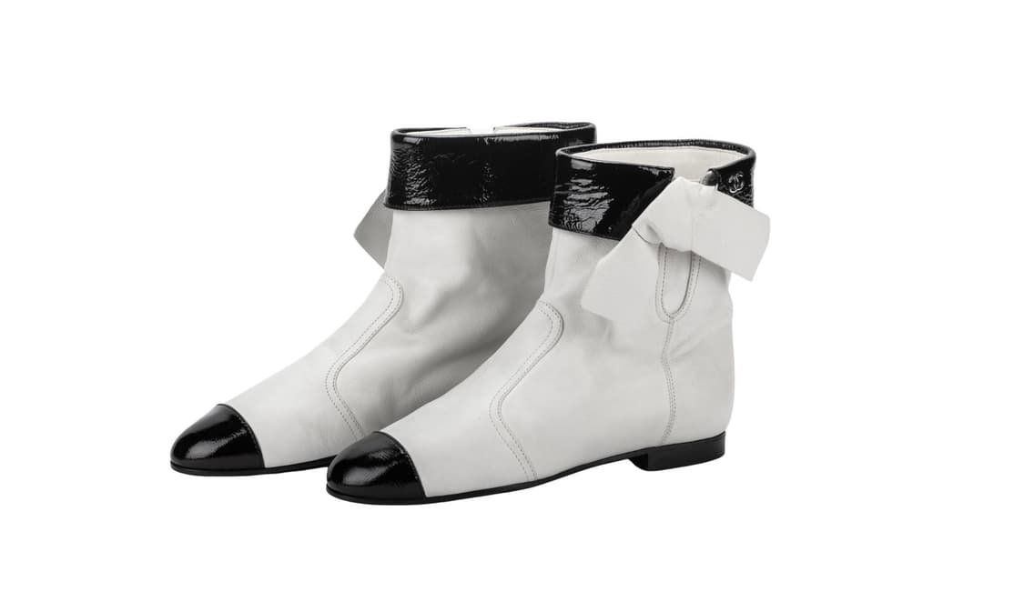 ✨ Chanel Vintage Two-Tone Ankle Boots ✨ 상품이미지1