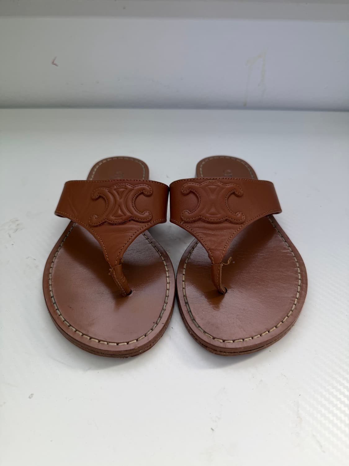 정품) 셀린느 트리오페 레더 쪼리 샌들 36 상품이미지1