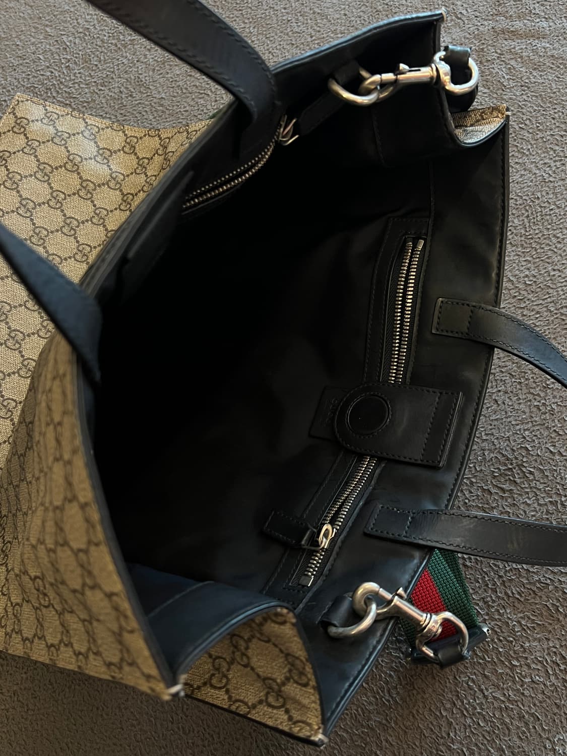 구찌 수프림 토트백 처분  상품이미지4