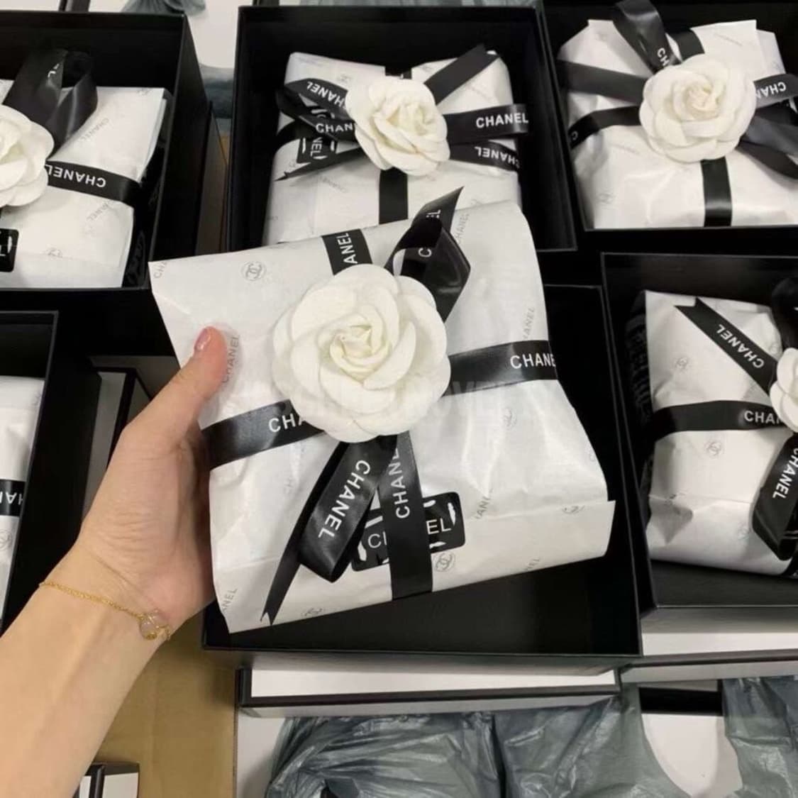  샤넬뷰티 기프트 스카프 숄 선물세트  상품이미지4