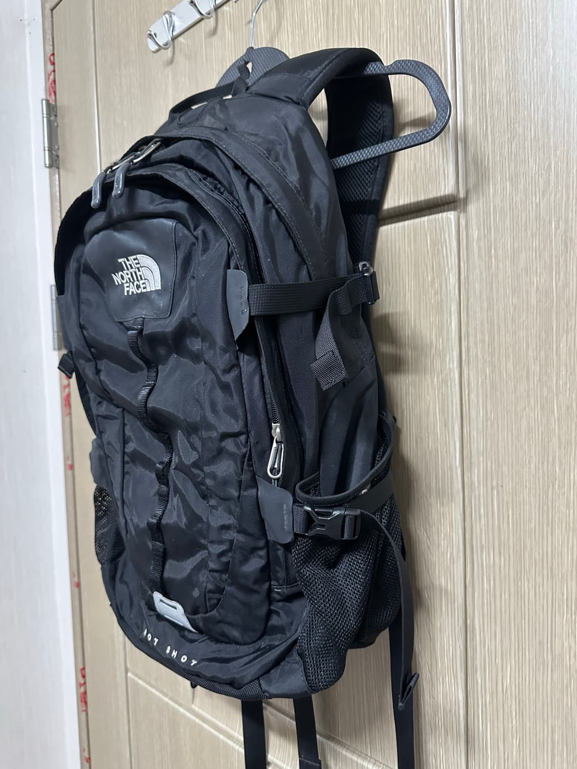 노스페이스 핫샷 백팩 블랙 상품이미지2