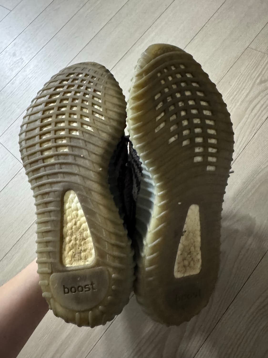 이지부스트 350 벨루가 255 상품이미지3