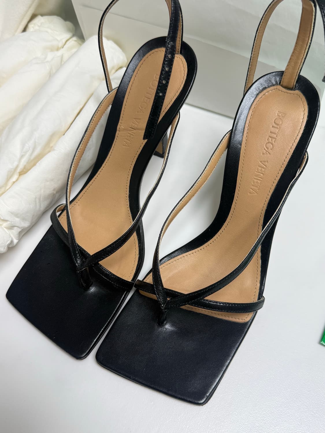 보테가베네타 스트레치 샌들 35사이즈 상품이미지3