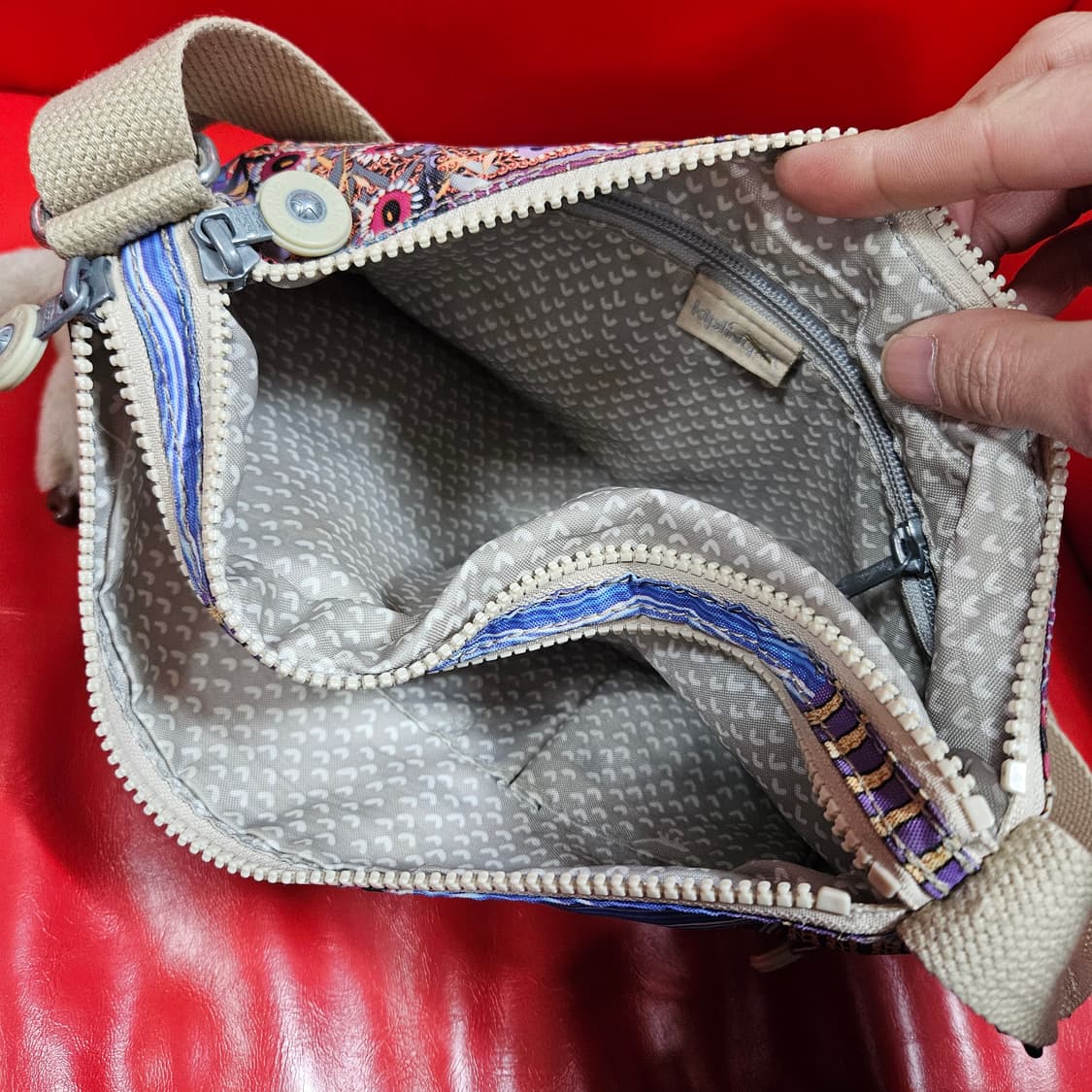 키플링 나일론 크로스백 30 x 26 x 3 size 상품이미지4