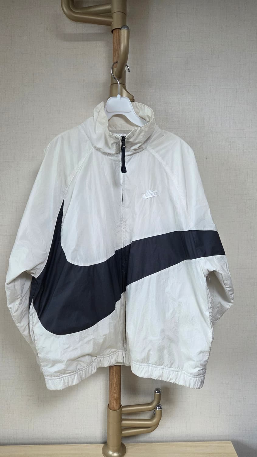 나이키 빅스우시 바람막이  상품이미지2