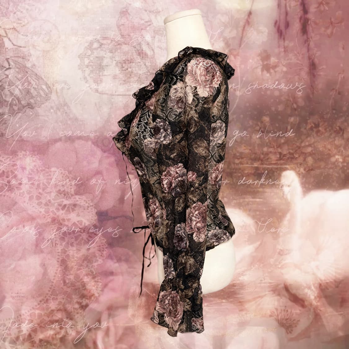 일본빈티지 LEST ROSE 레스트로즈 장미 셔링 펀칭 레이스 블라우스 상품이미지2