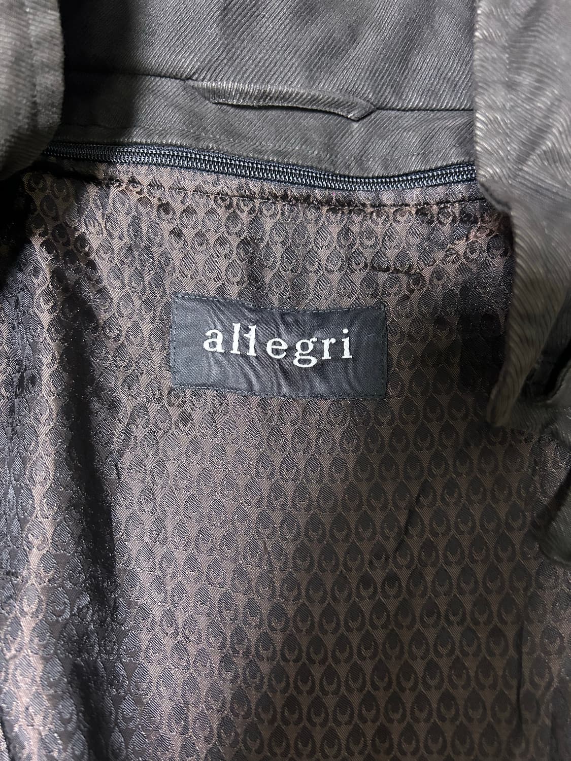 알레그리 트렌치코트 사이즈 105~110 상품이미지3