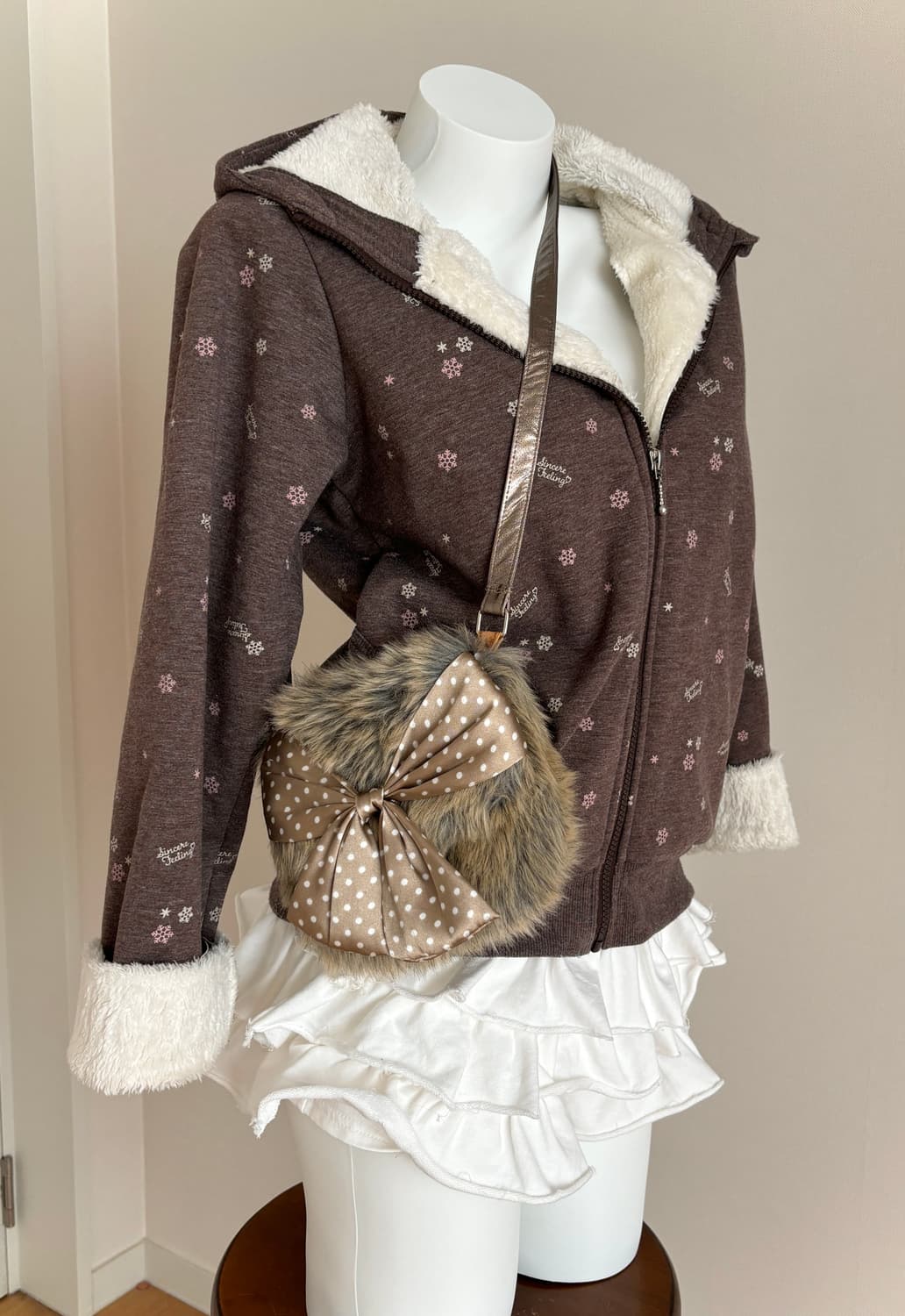 초코 라떼갸루 눈꽃무늬 퍼 후드집업 핀터레스트 상품이미지2