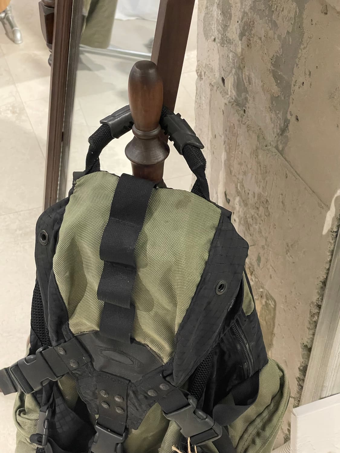 oakley 오클리 카키 백팩 상품이미지5