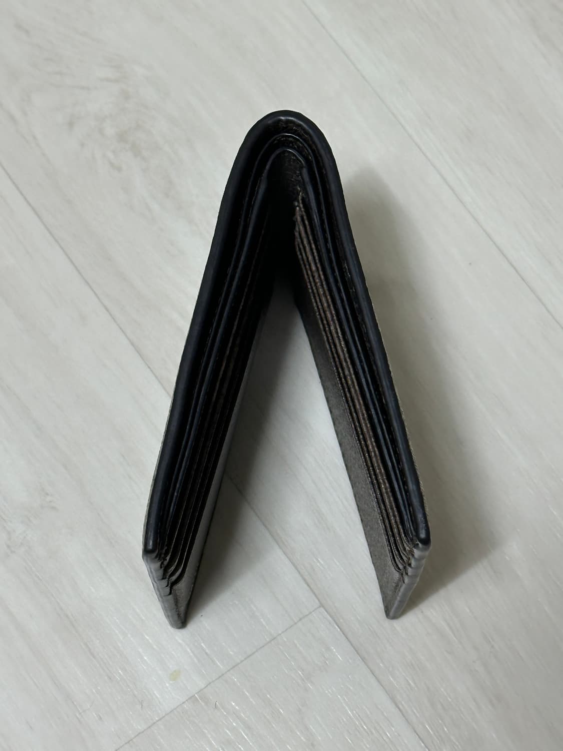 발렌시아가 구찌 해커 반지갑 상품이미지5
