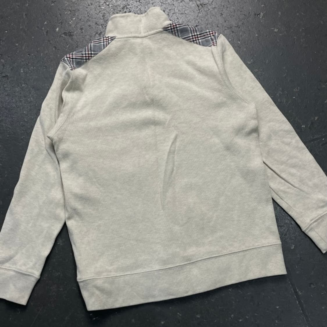 100 헤지스 반버튼 니트 상품이미지5