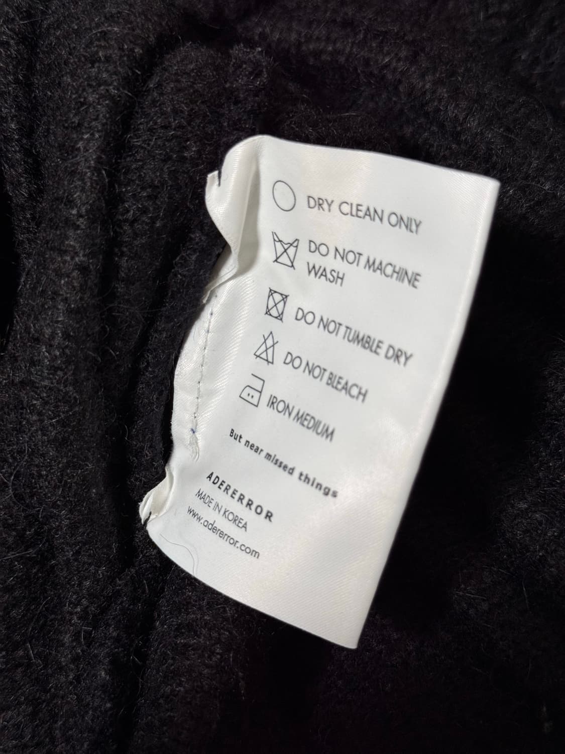 [A2] 아더에러 Fluic logo knit 플루익 니트 상품이미지6